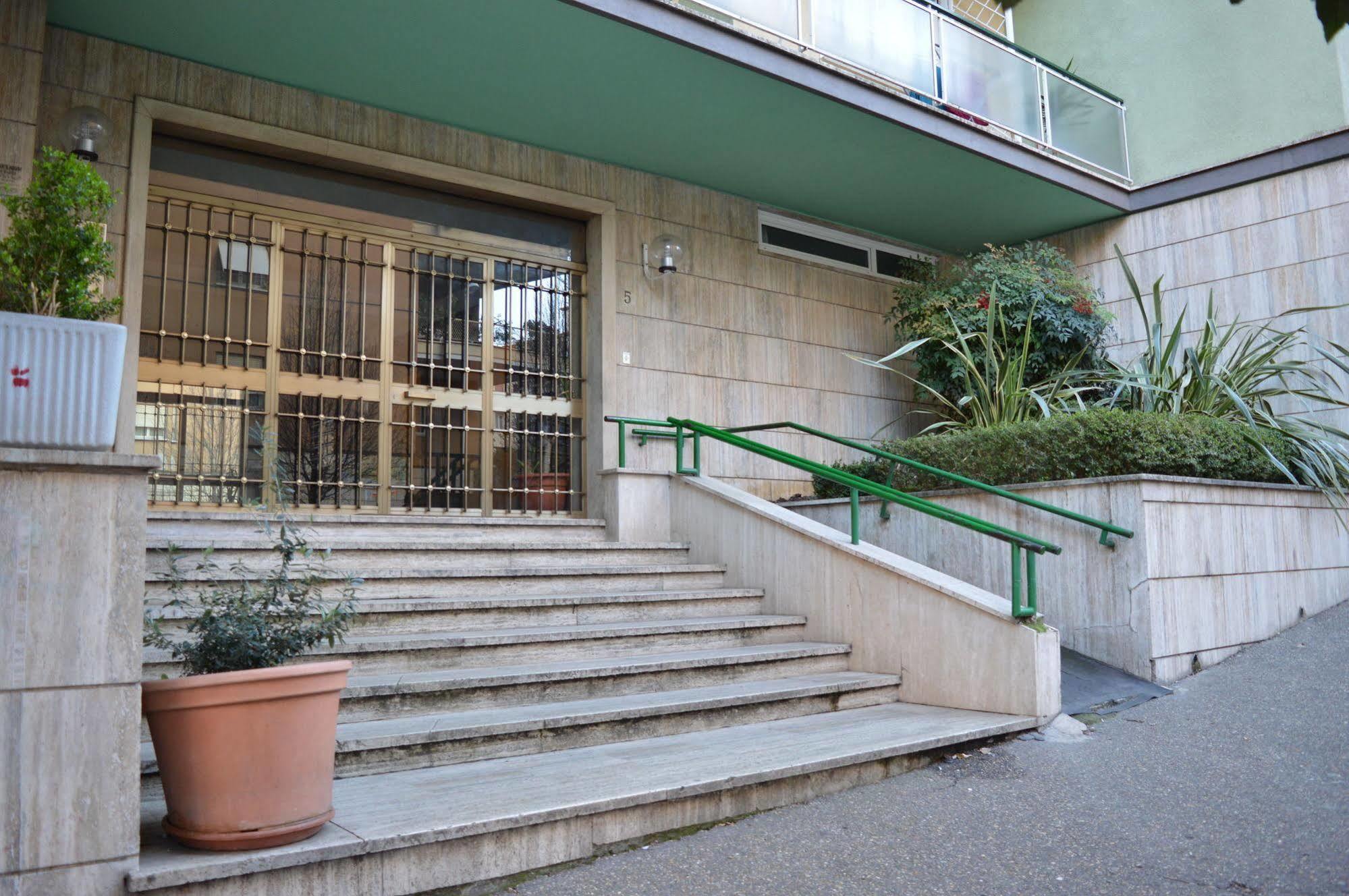 Hotel Domus Italiana à Rome Extérieur photo