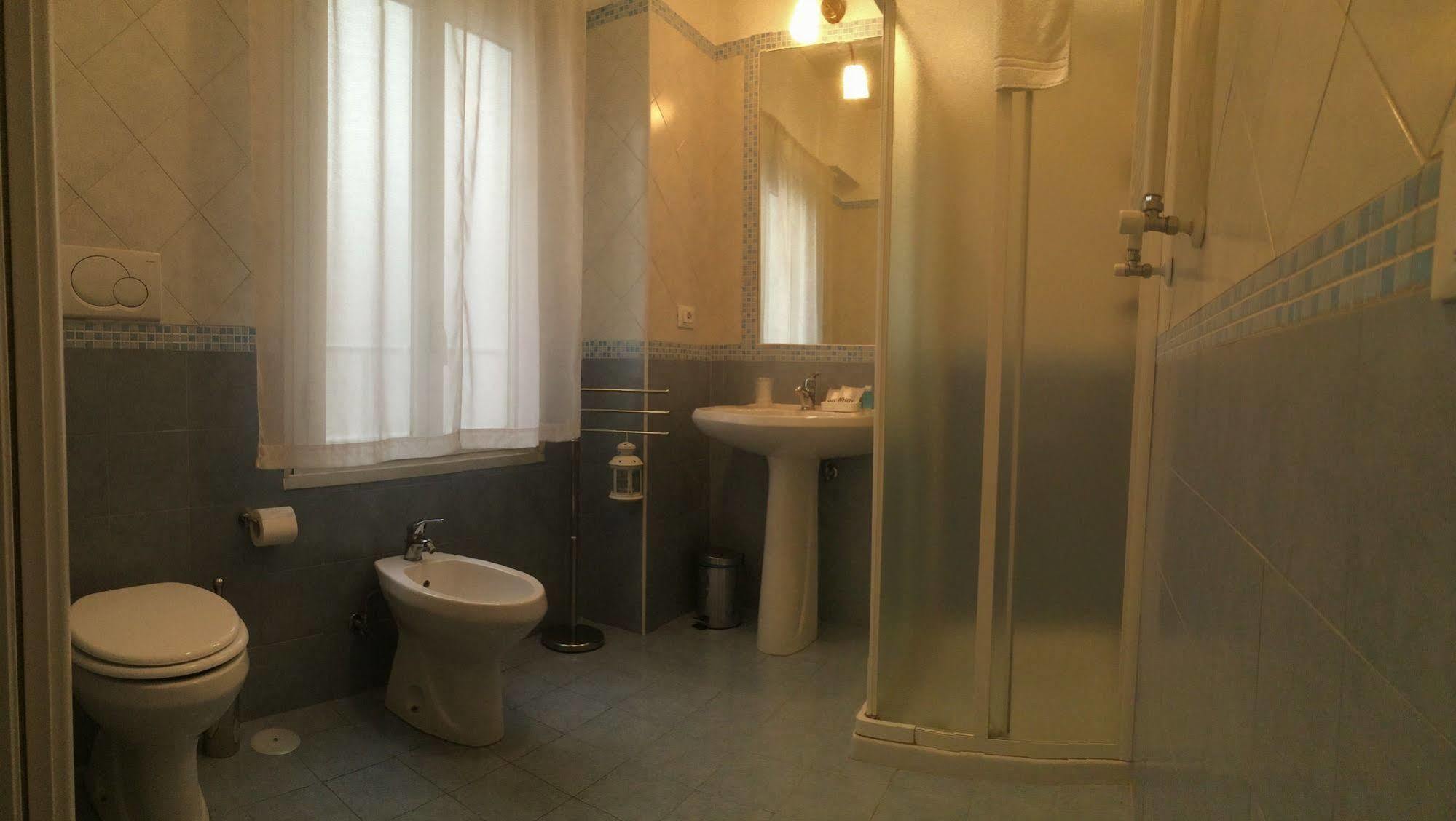 Hotel Domus Italiana à Rome Extérieur photo