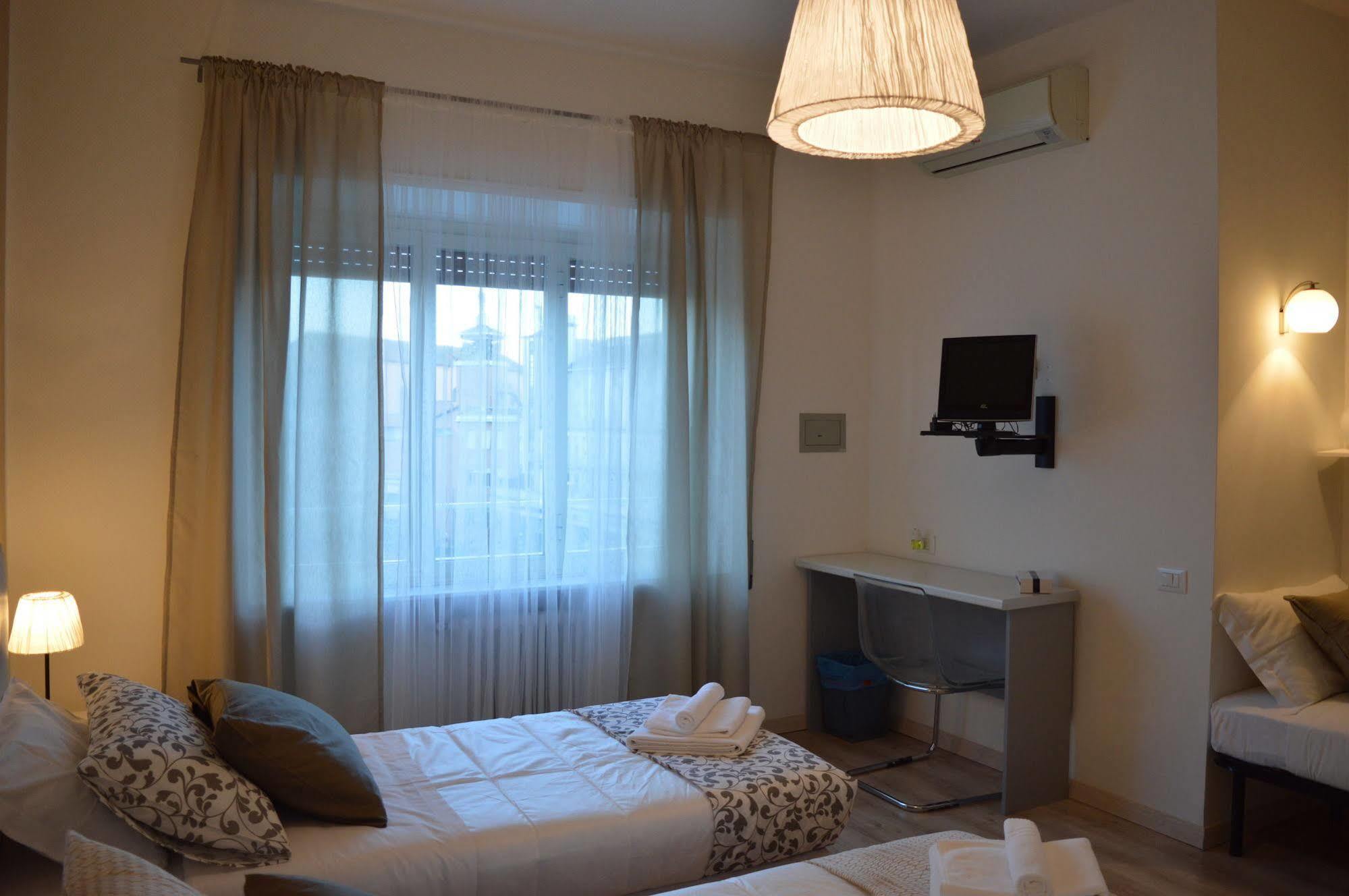 Hotel Domus Italiana à Rome Extérieur photo